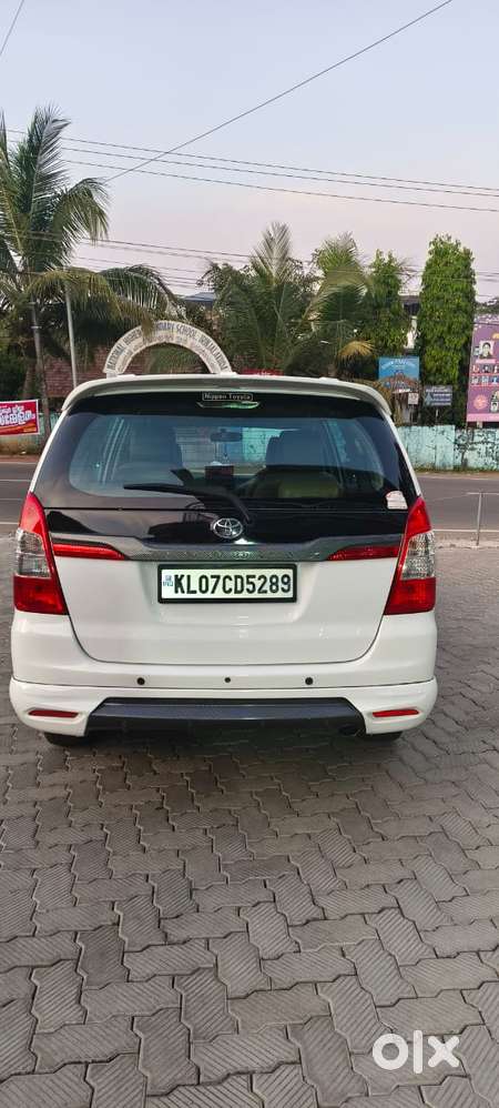 Toyota Innova 2.5 G (diesel) 7 Seater, 2015, Diesel