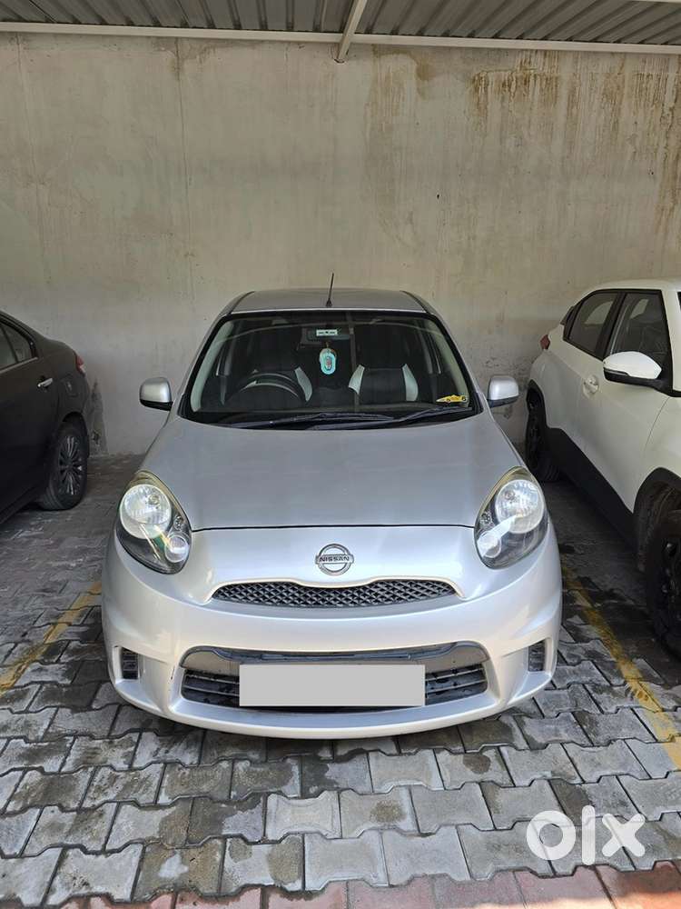 Nissan Micra Active 2014