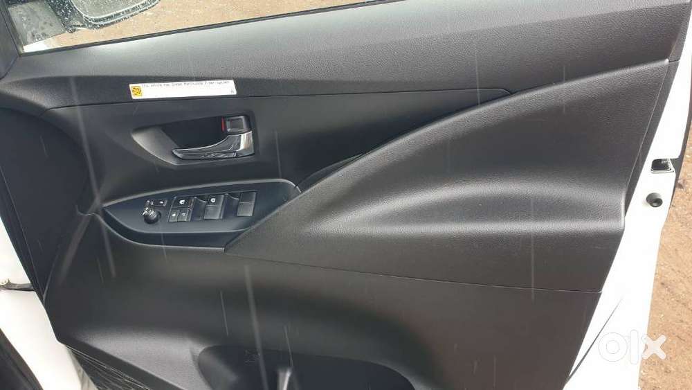 Toyota Innova Crysta 2.4 G Mt 7 Str, 2021, Diesel