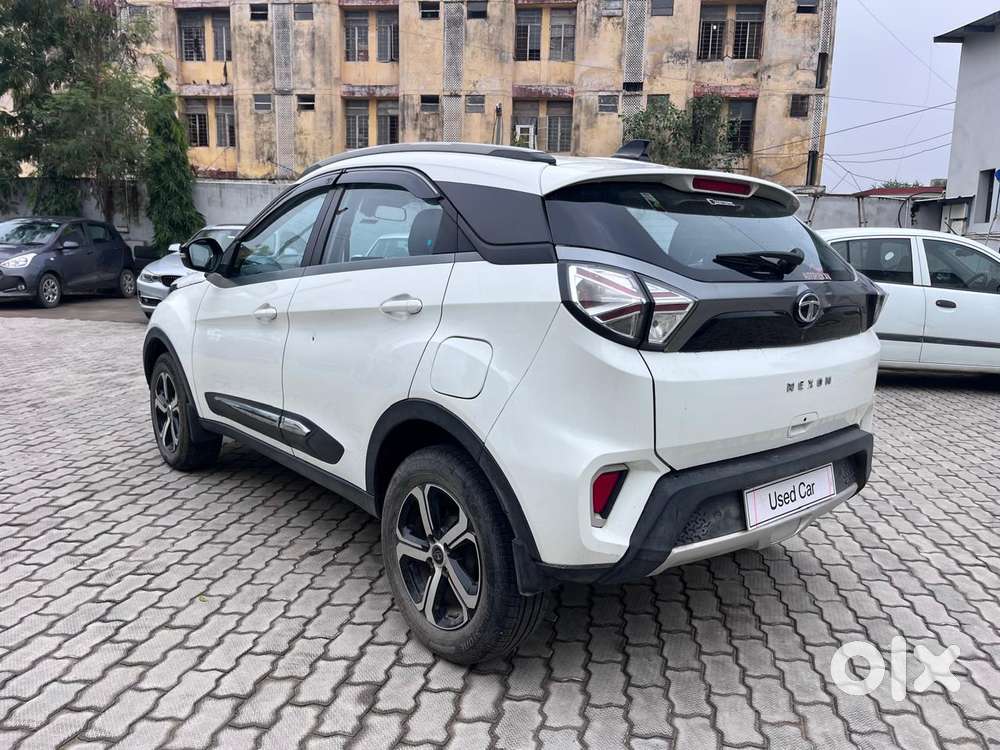 Tata Nexon 1.2 Revotron Xza Plus, 2022, Petrol