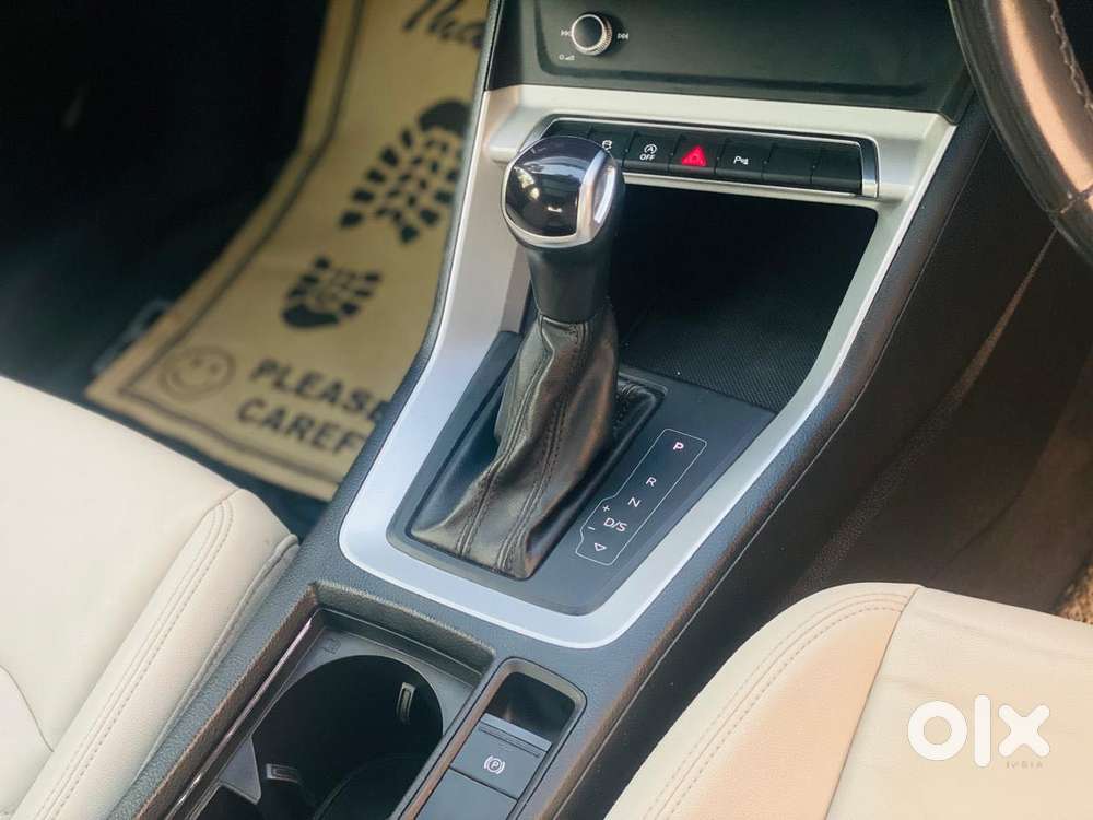 Audi Q3 40 Tfsi Premium Plus, 2024, Petrol