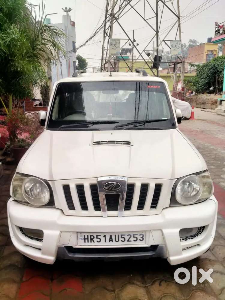 Mahindra Scorpio 2013 Diesel Well Maintained