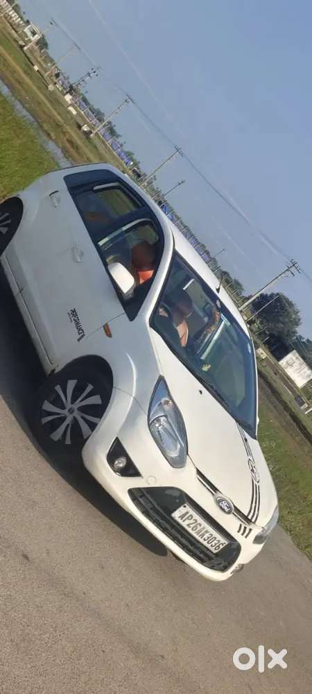 Ford Figo 2011 Diesel 103000 Km Driven