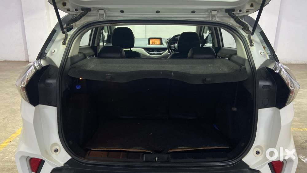 Tata Nexon 1.2 Revotron Xz Plus Premium, 2021, Petrol