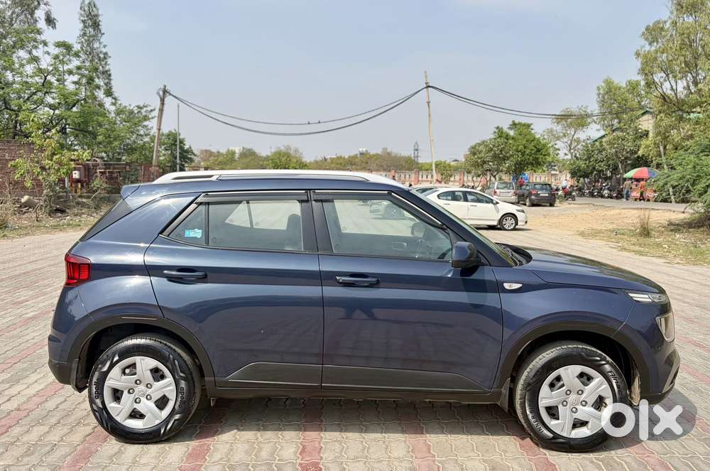 Hyundai Venue S Mt 1.2 Kappa, 2021, Petrol
