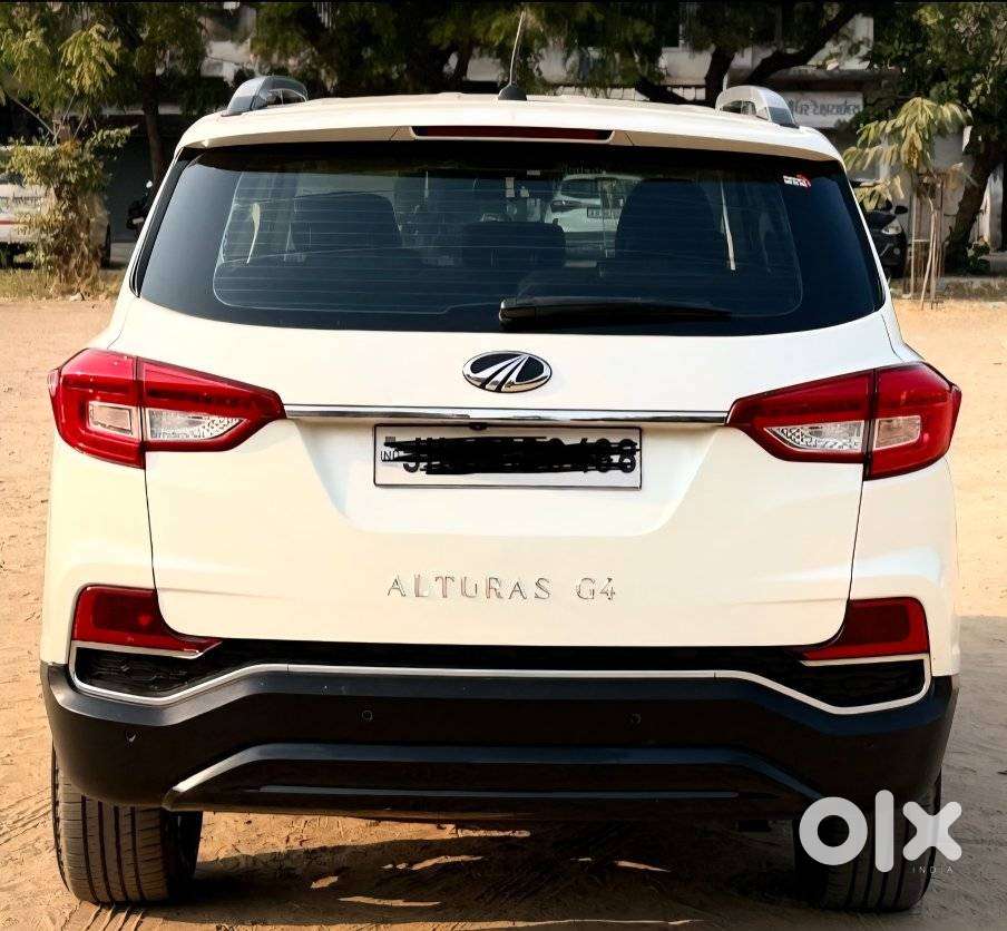 Mahindra Alturas G4 4x2 At, 2020, Diesel
