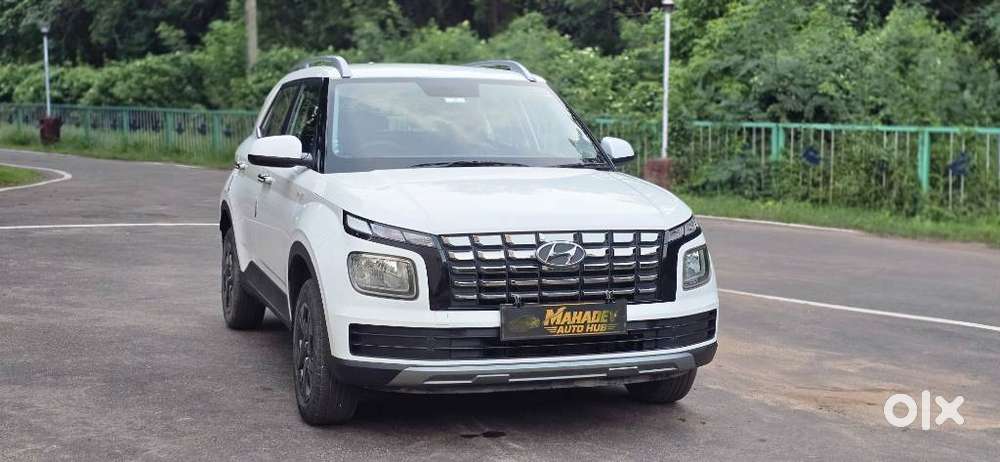 Hyundai Venue S, 2025, Petrol