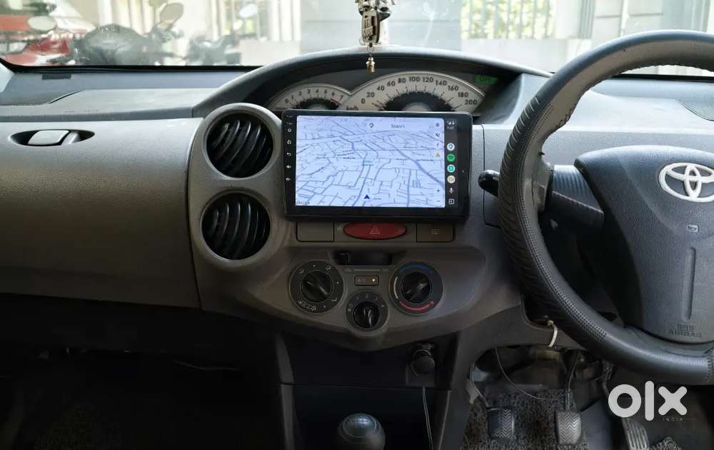 Toyota Etios V 2012 Petrol