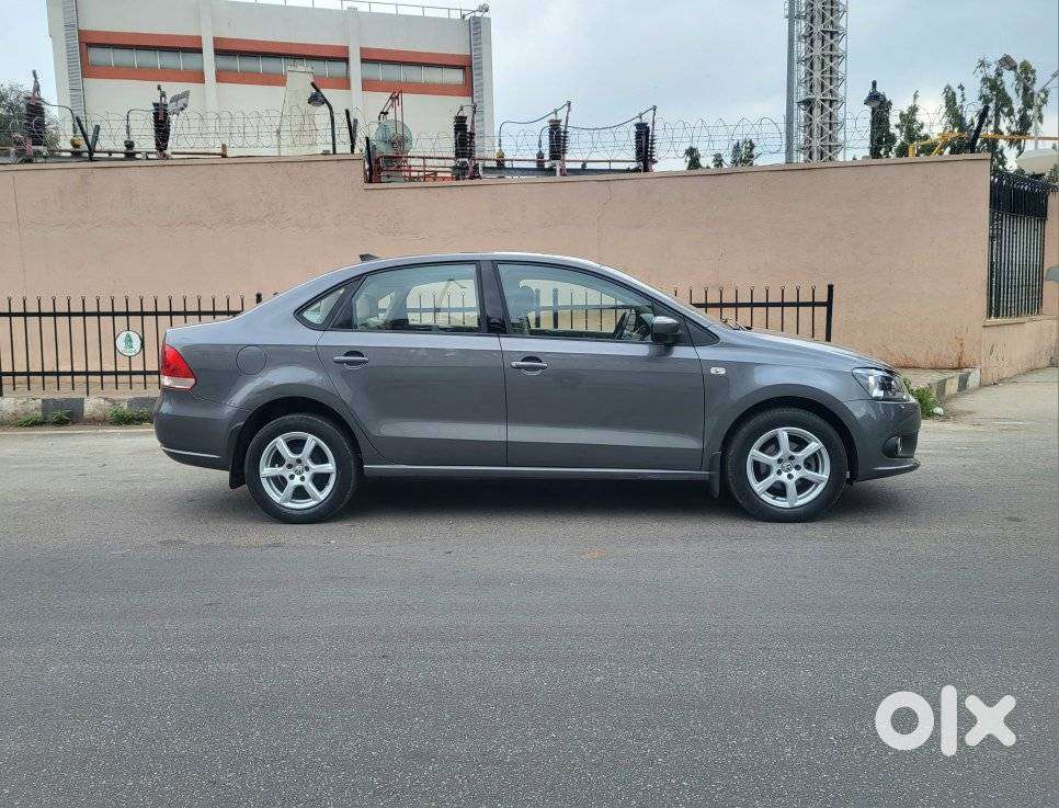 Volkswagen Vento 2010-2013 Petrol Highline At, 2014, Petrol