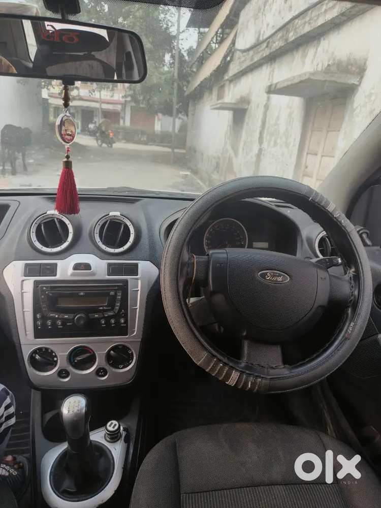 Ford Figo Diesel Zxi 2014 Car