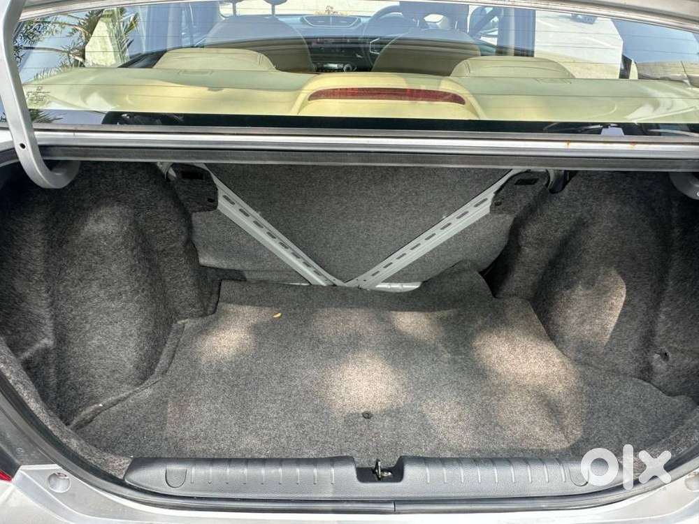 Honda Amaze Vx 1.2 Petrol Cvt, 2022, Petrol