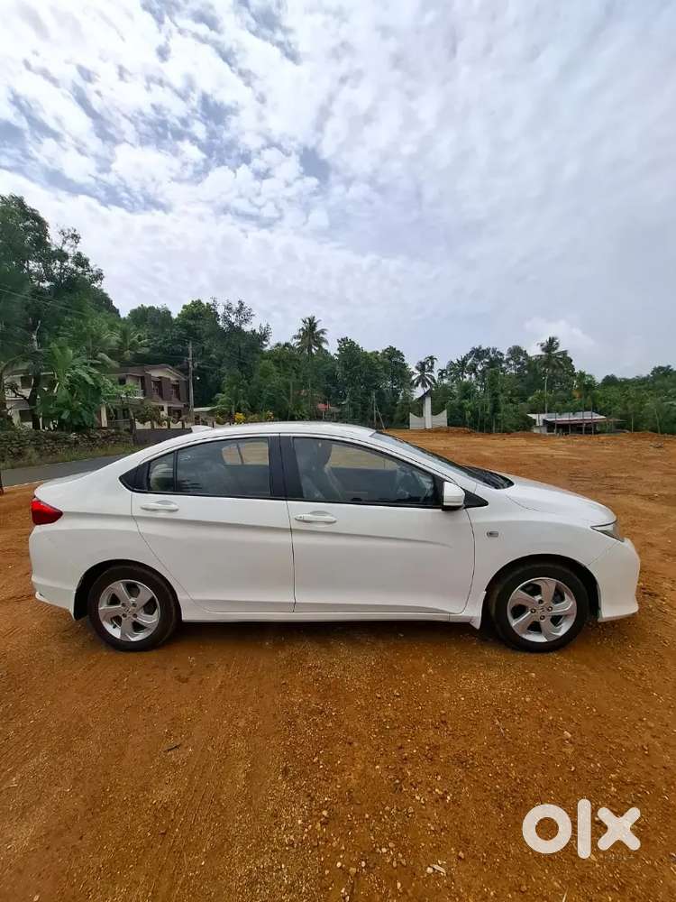 Honda City 2015 Petrol 100000 Km Driven