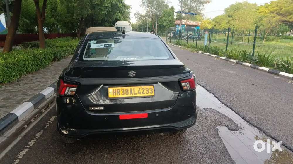 Maruti Suzuki Dzire Tour 2016
