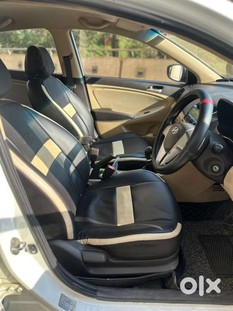 Hyundai Fluidic Verna 2012