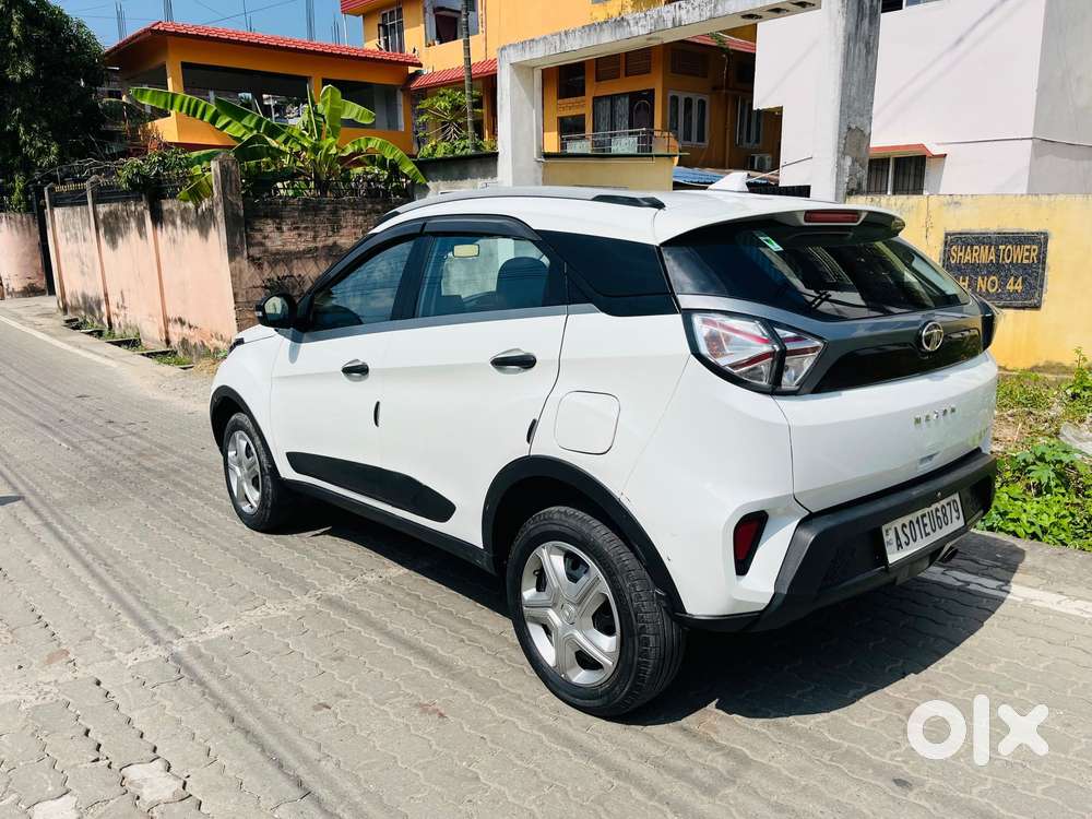 Tata Nexon 1.2 Revotron Xm Plus (s), 2021, Petrol