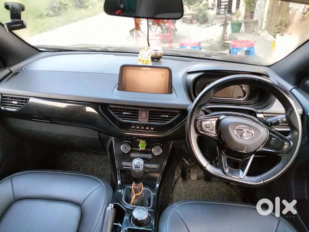 Tata Nexon 2022 Petrol 28000 Km Driven