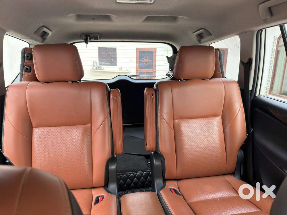 Toyota Innova Crysta 2.4 V, 2018, Diesel