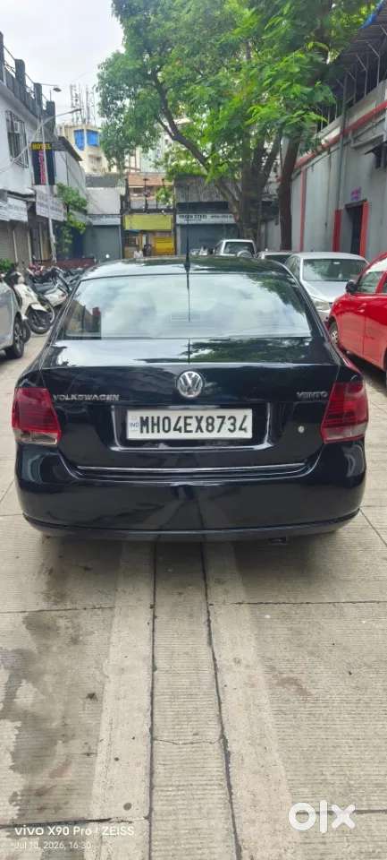 Volkswagen Vento Petrol Highline, 2011, Petrol