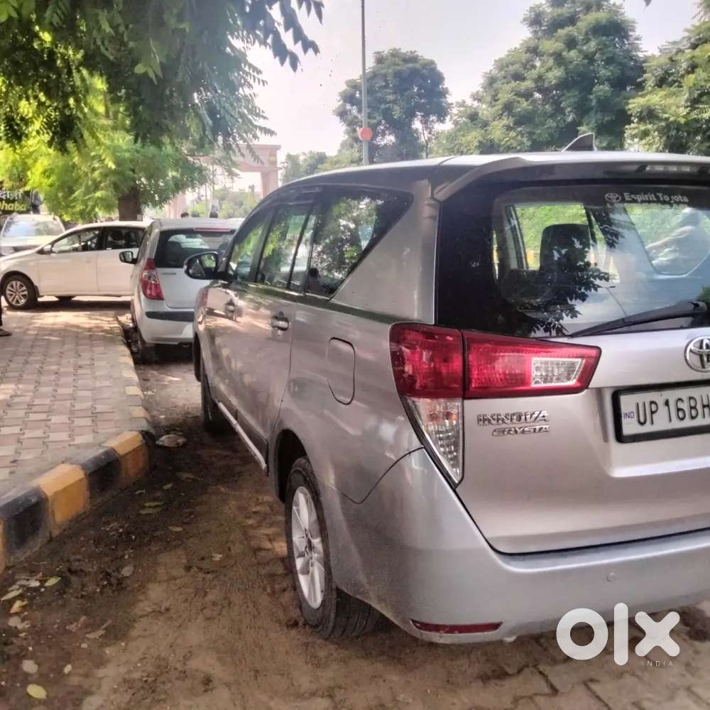 Toyota Innova Crysta 2016