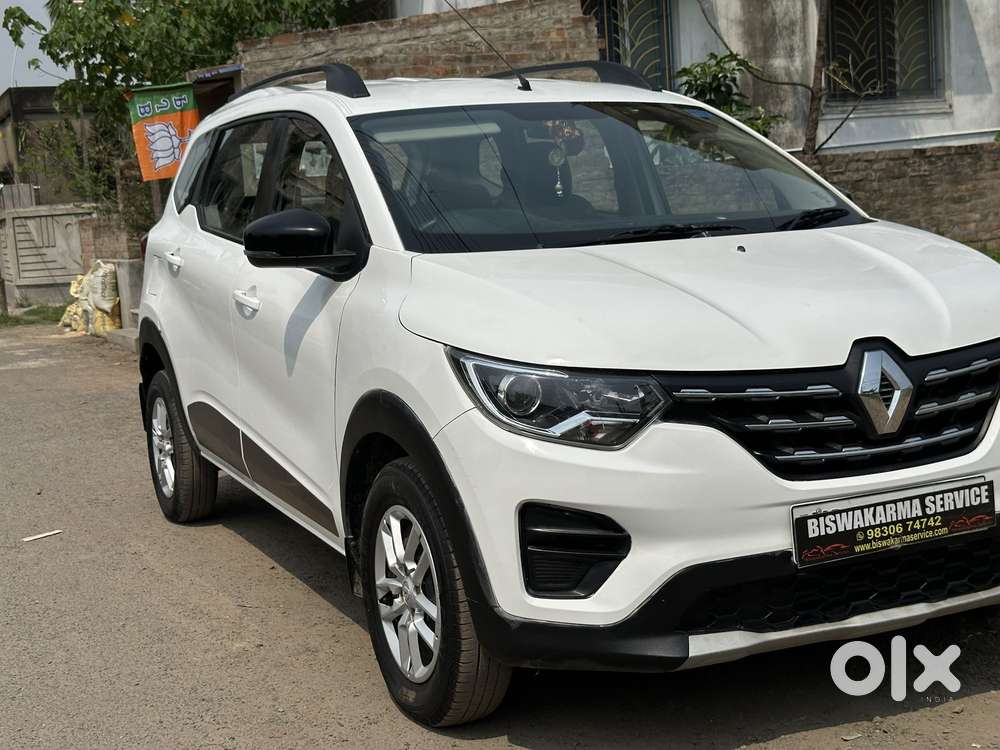 Renault Triber Rxt, 2023, Petrol