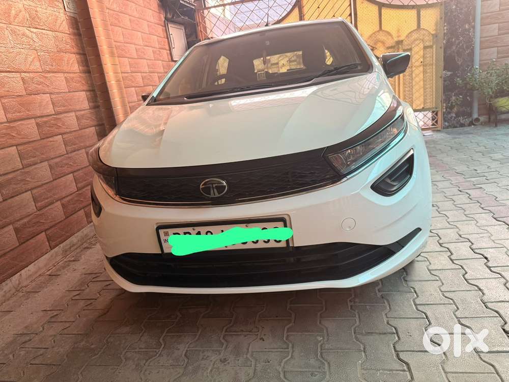 Tata Altroz Xm+ Petrol 2024 Model