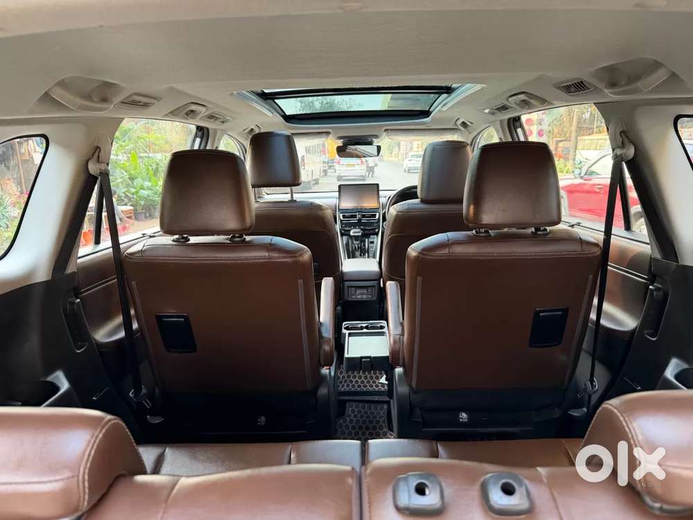 Toyota Innova Hycross 2.0 Zx (o) Hybrid 7 Str, 2024, Petrol