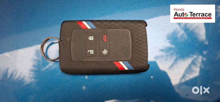 Renault Triber 1.0 Rxz Amt Dual Tone, 2021, Petrol