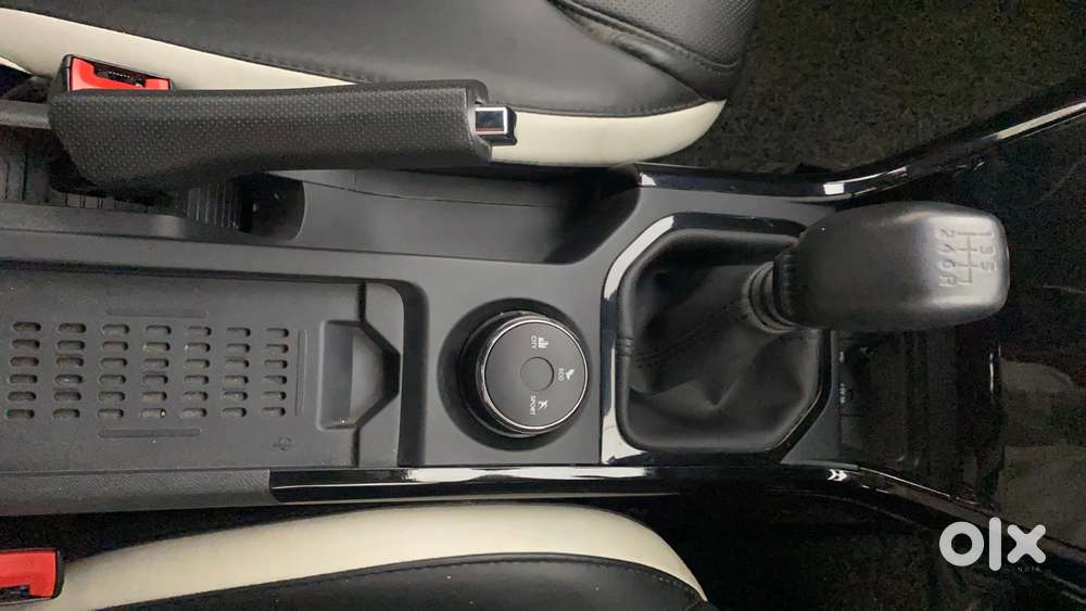 Tata Nexon Fearless 1.2 Revotron Petrol 6 Mt Dt, 2023, Petrol