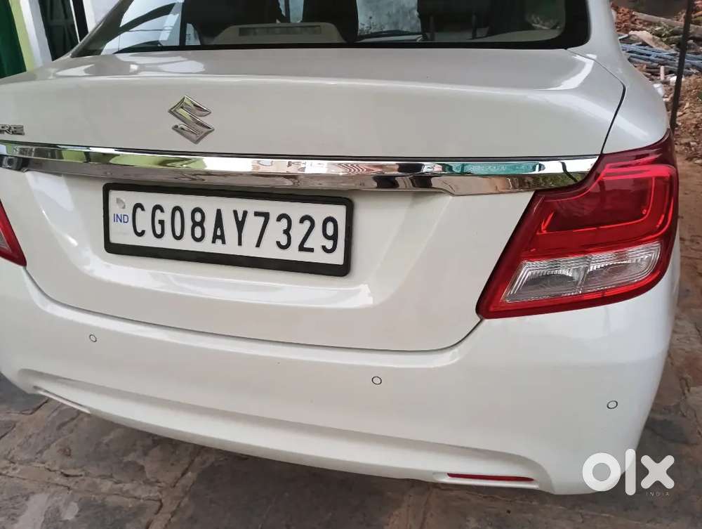 Maruti Suzuki Dzire Desember 2023 Petrol 26000 Km Driven
