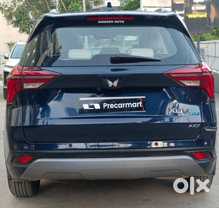 Mahindra Xuv700 2.0 Ax 7 Petrol Mt Str, 2021, Petrol
