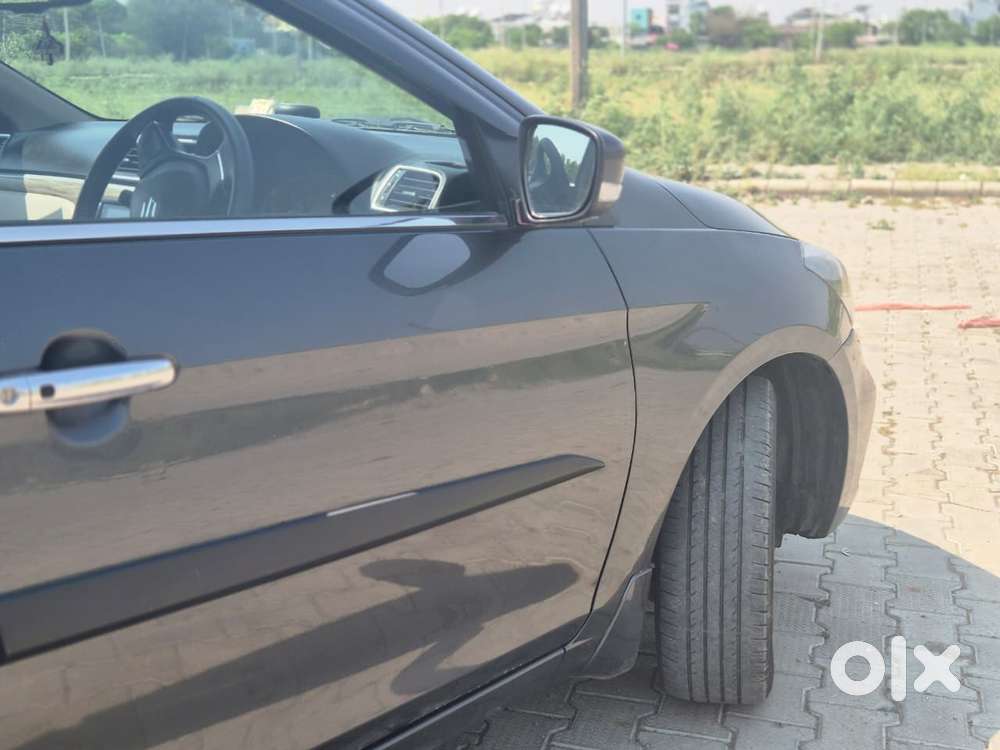 Maruti Suzuki Ciaz 1.5 Alpha Shvs Mt, 2024, Petrol