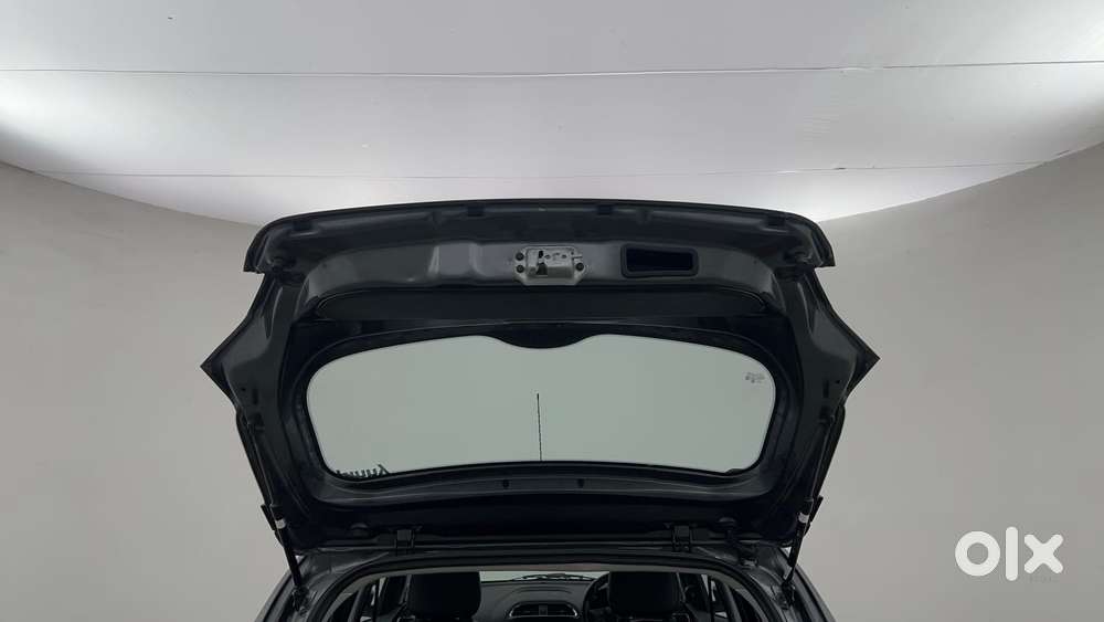 Tata Tiago 1.2 Revotron Xt Option, 2024, Petrol