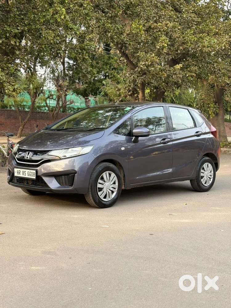 Petrol Car Under 3.50 Lacs Budget. Owner First