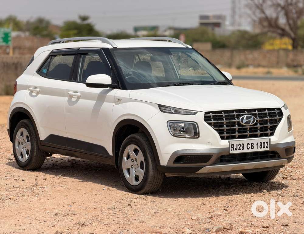 Hyundai Venue S Turbo, 2020, Petrol