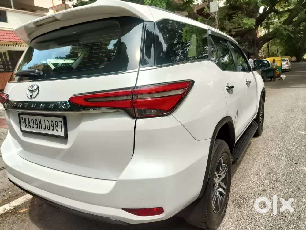 Toyota Fortuner 4x2 At, 2023, Diesel