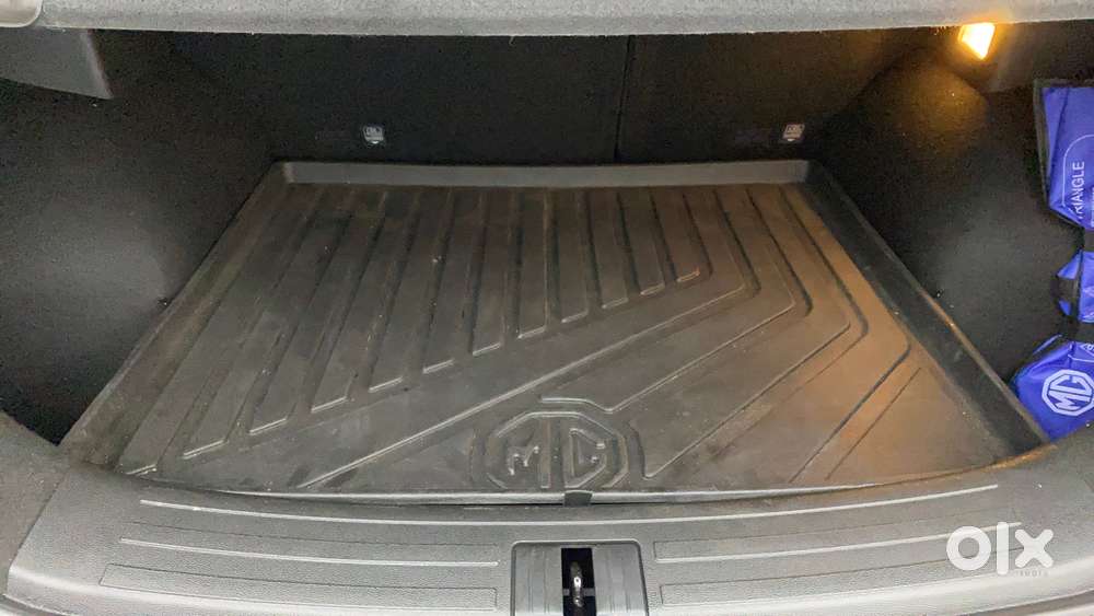 Mg Astor 1.3 Savvy Turbo At S Red, 2023, Petrol