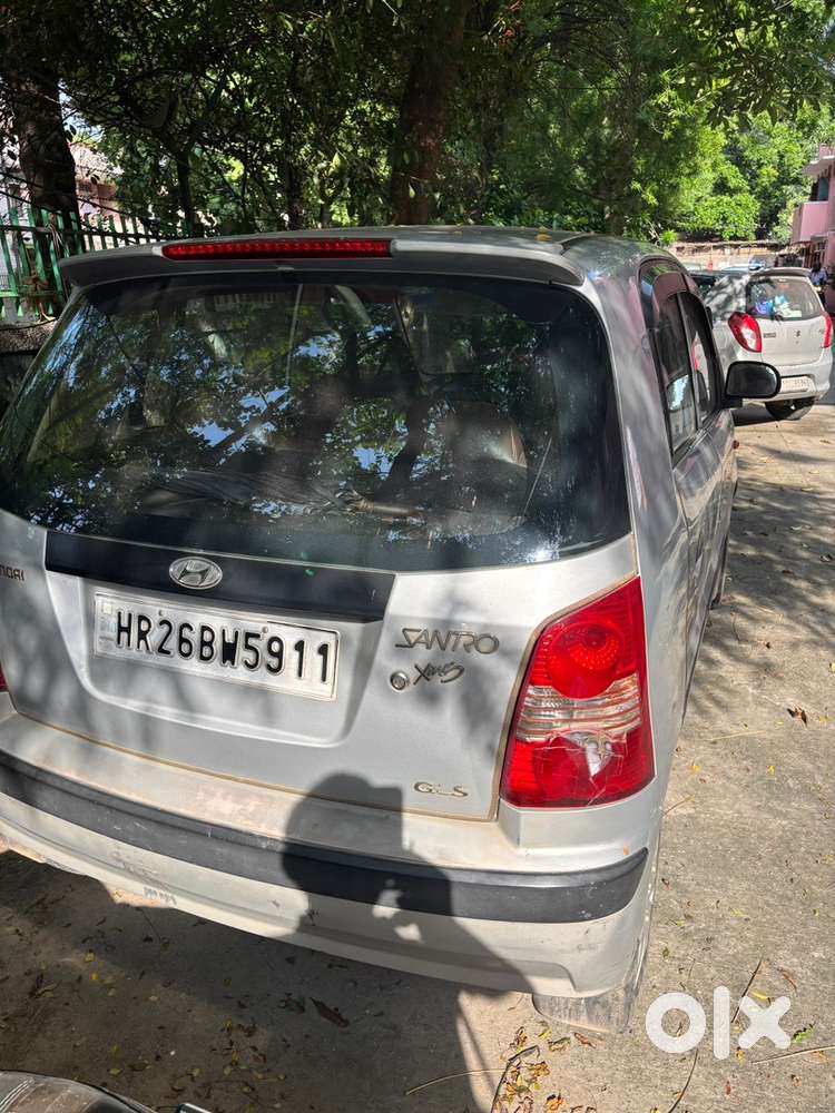 Hyundai Santro Xing Gls Cng Manual In Mint Condition 85000 Kms Driven.