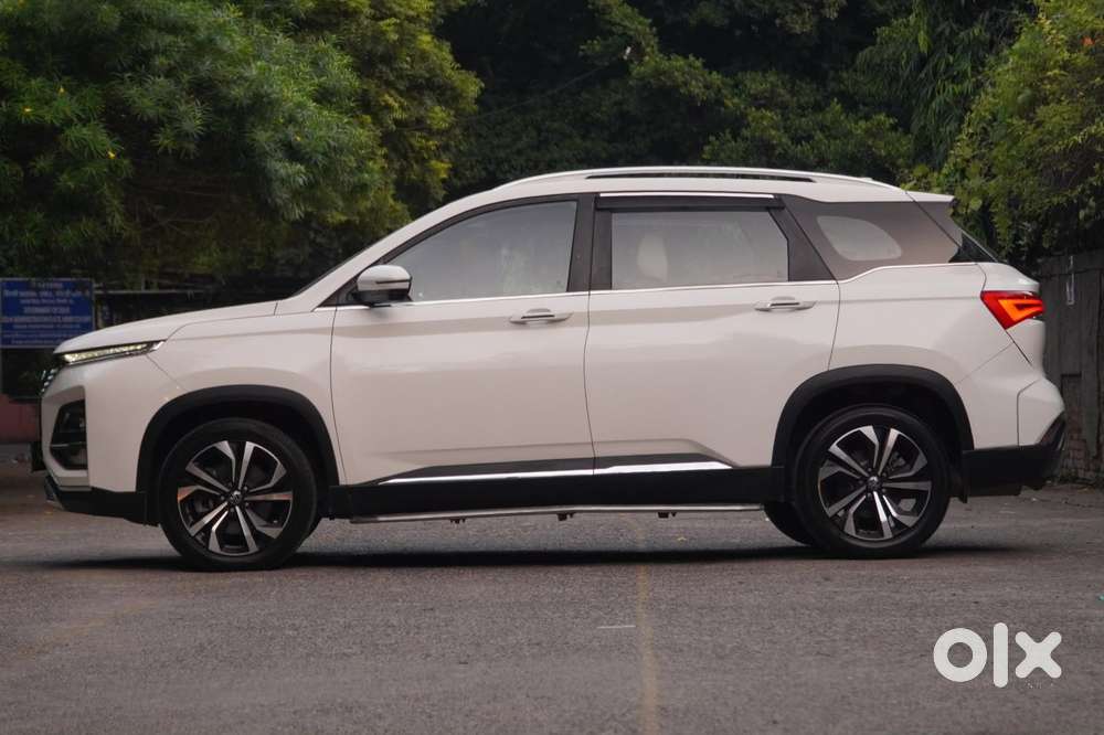 Mg Hector Savvy Pro 1.5 Turbo Cvt Dual Tone, 2023, Petrol