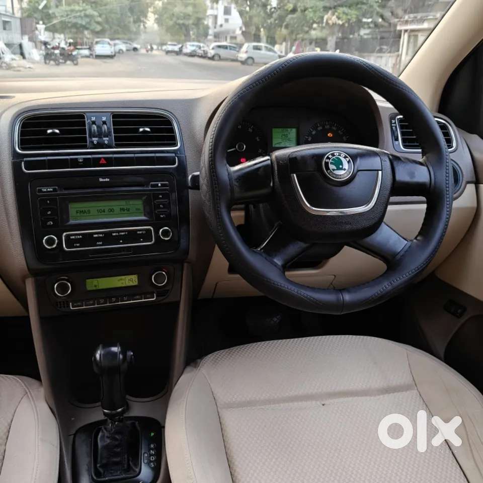 Skoda Rapid 1.6 Mpi At Elegance, 2013, Petrol