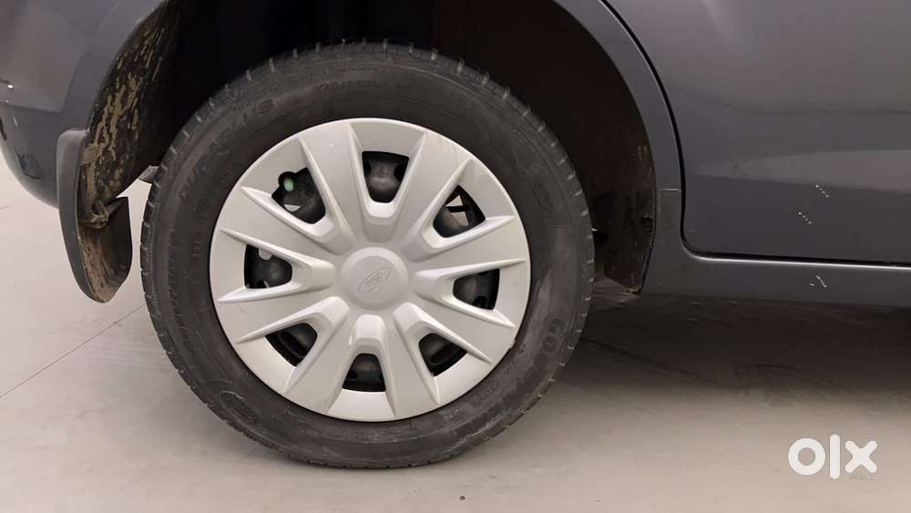 Ford Figo 2010-2012 Petrol Zxi, 2013, Petrol