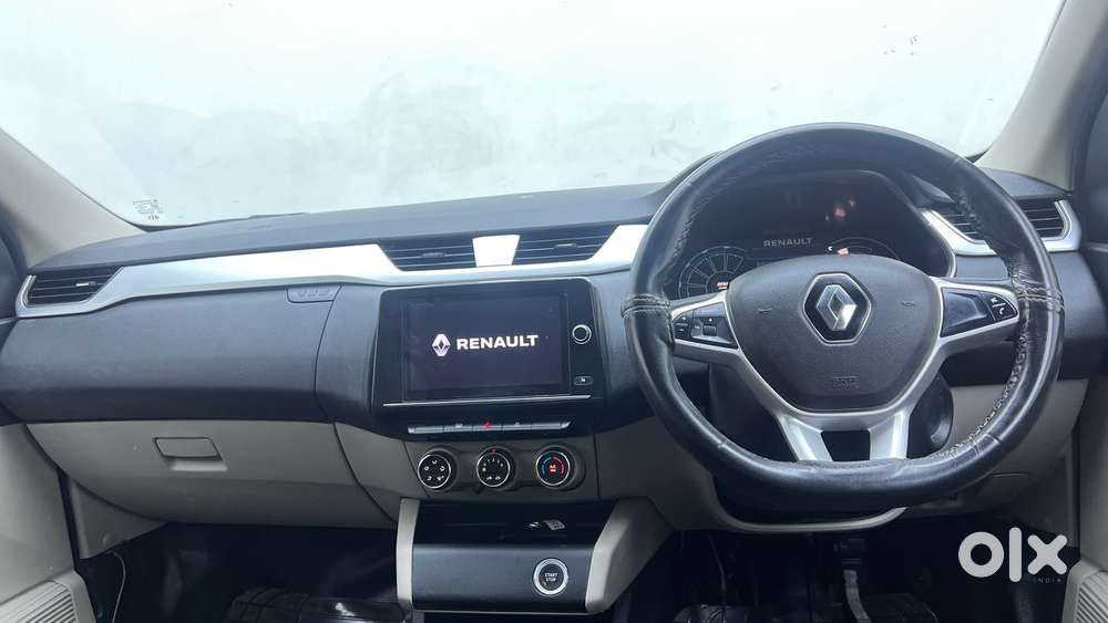 Renault Triber Rxz, 2022, Petrol