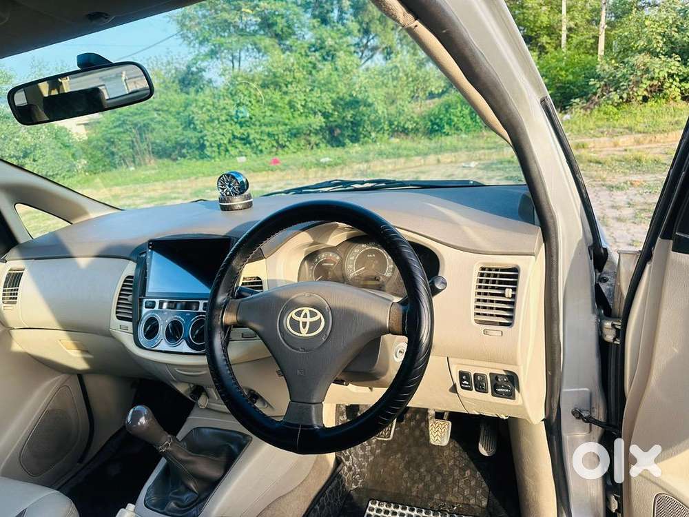 Toyota Innova 2009 Diesel 2029 Passing 90000 Km Driven