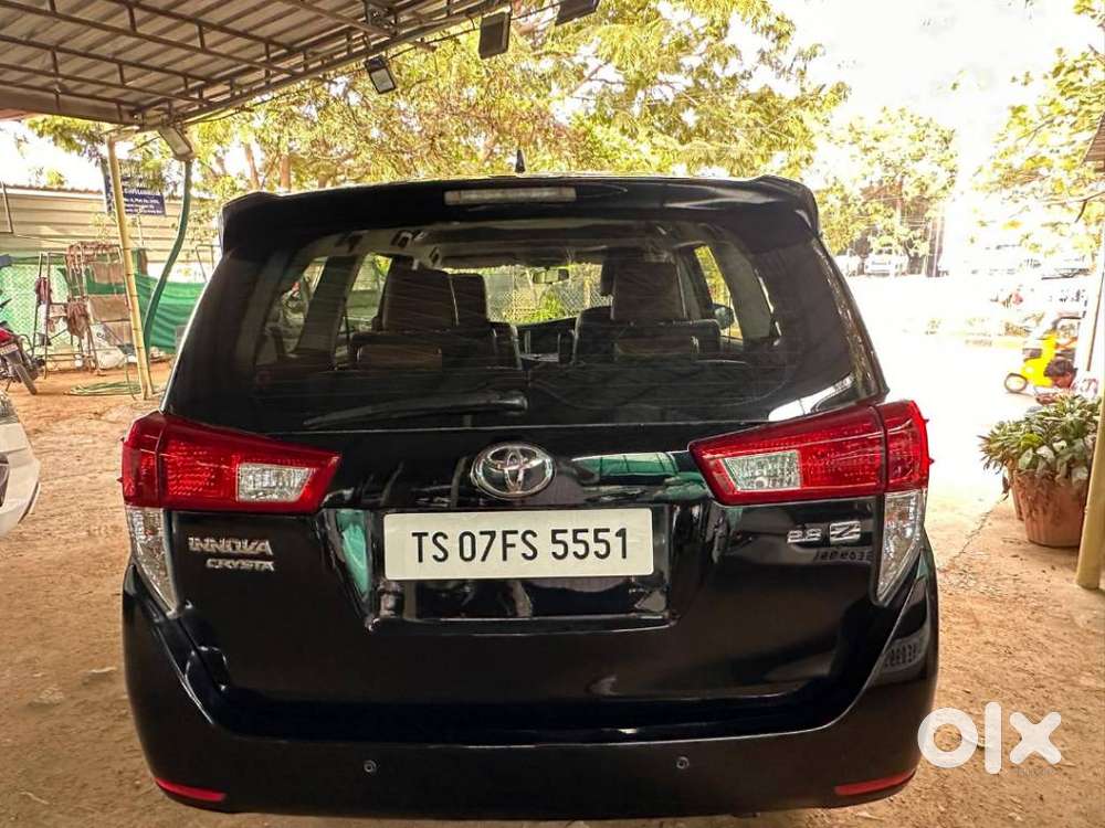 Toyota Innova Crysta 2.8 Zx At 7 Seater, 2017, Diesel