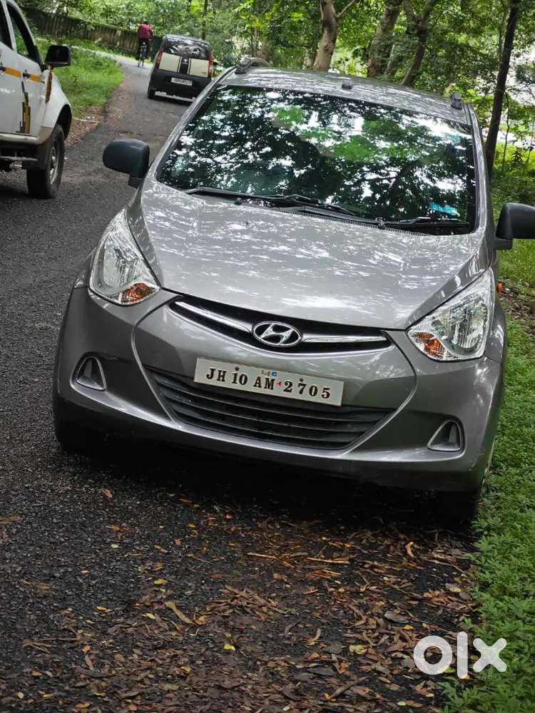 Hyundai Eon 2013 Petrol Well Maintained With 9inch Display
