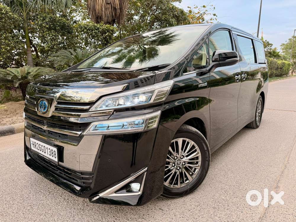 Toyota Vellfire Vip – Executive Lounge, 2023, Petrol