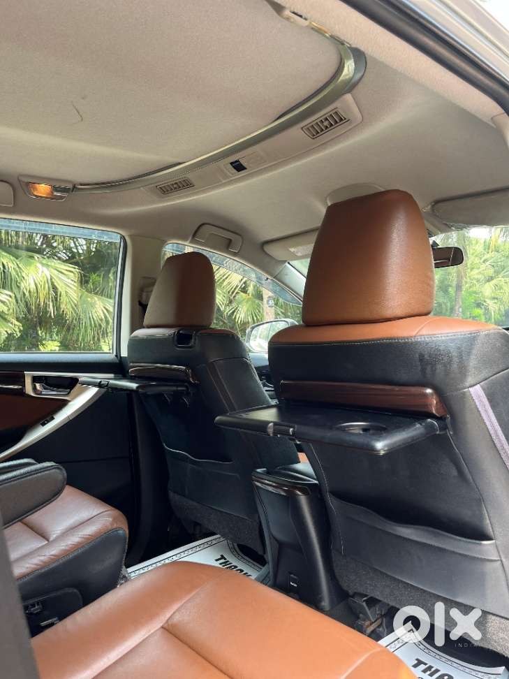 Toyota Innova Crysta 2.8 Z, 2016, Diesel