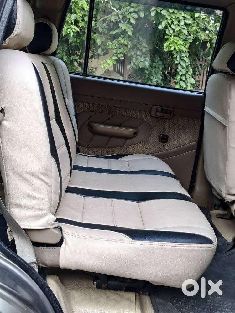 Chevrolet Tavera Lt 9 Seater, 2011, Diesel