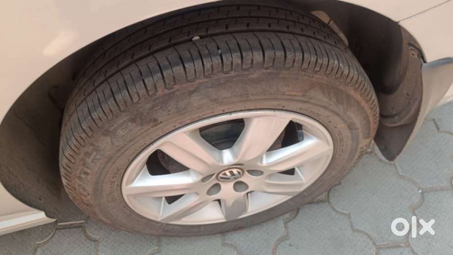 Volkswagen Vento [2010-2015] 1.5 Tdi Comfortline At, 2015, Diesel