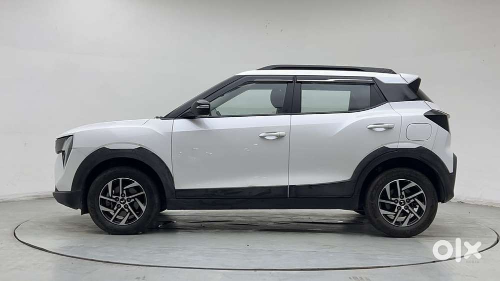 Mahindra Xuv 3xo Ax5 Ds Mt, 2024, Diesel