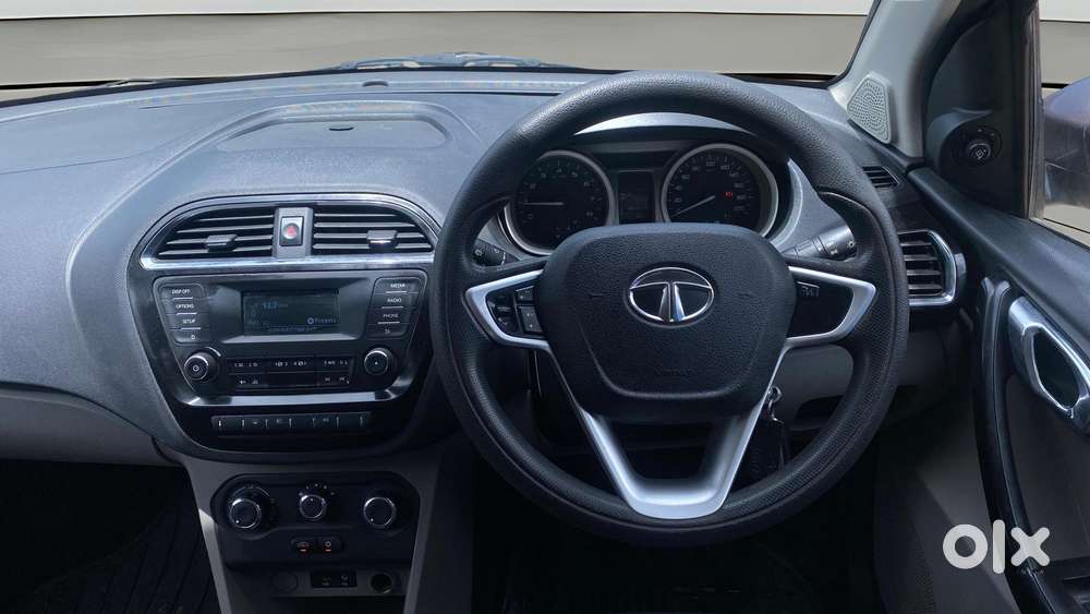 Tata Tiago 1.2 Revotron Xz, 2017, Petrol